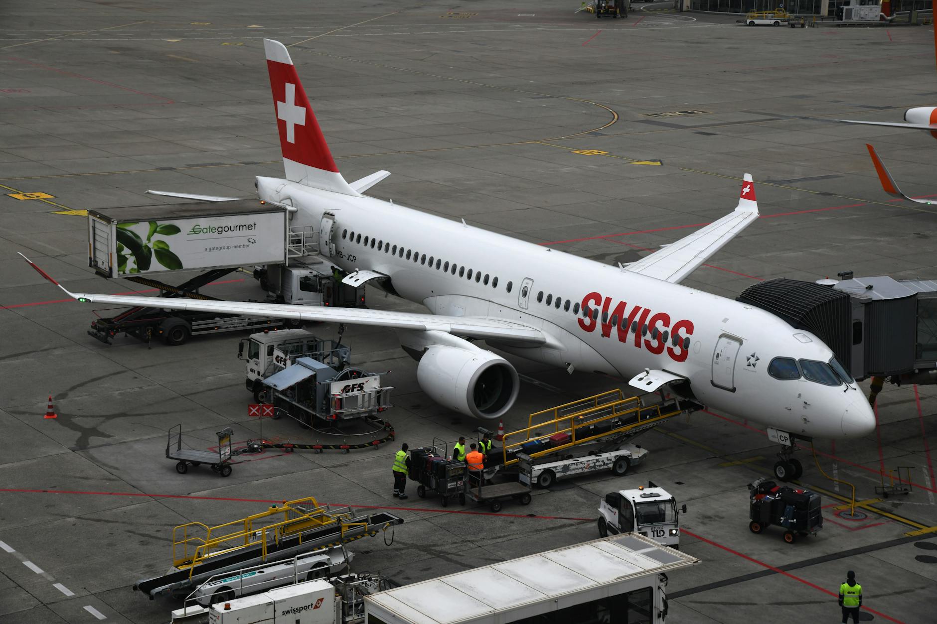 Geneva Airport terminal for transportation guide