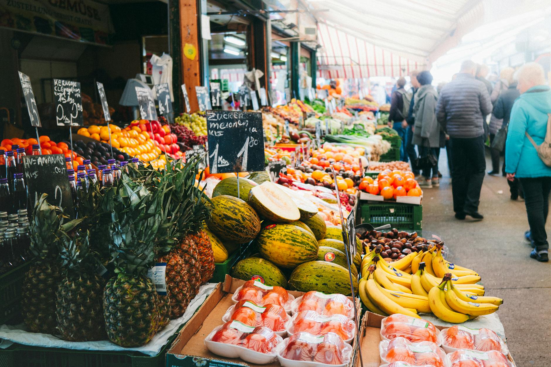 Fresh food market in Geneva