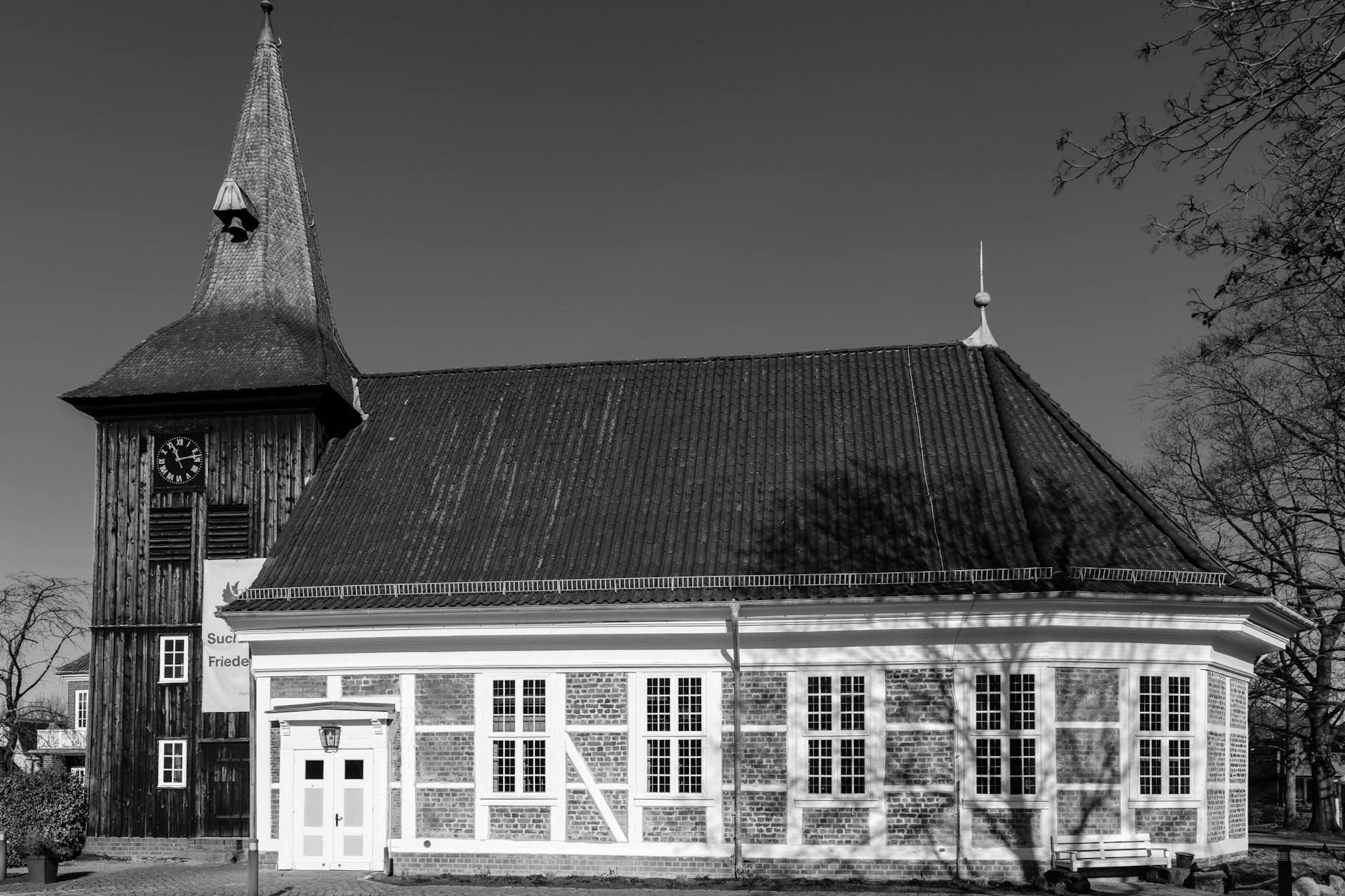 Geneva and the Protestant Reformation — Calvin's legacy and religious heritage