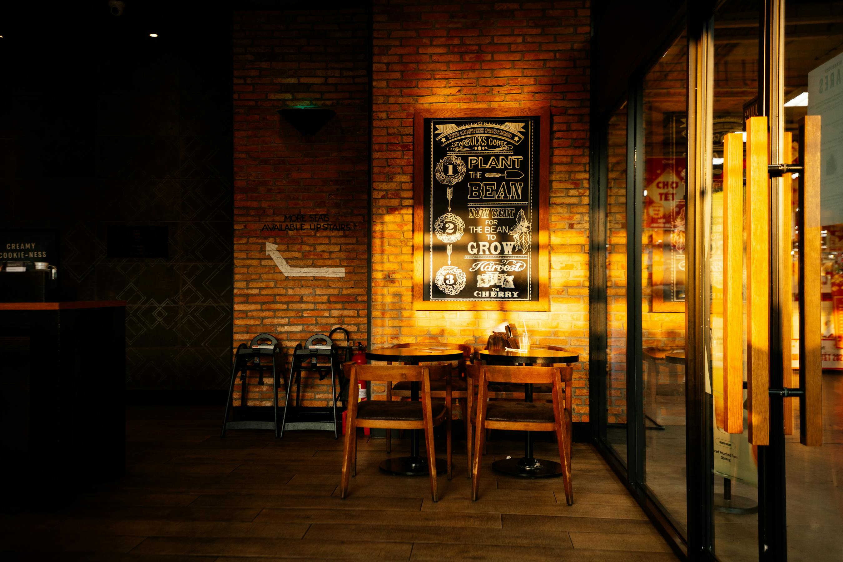 Best cafes in Geneva - coffee shop interior
