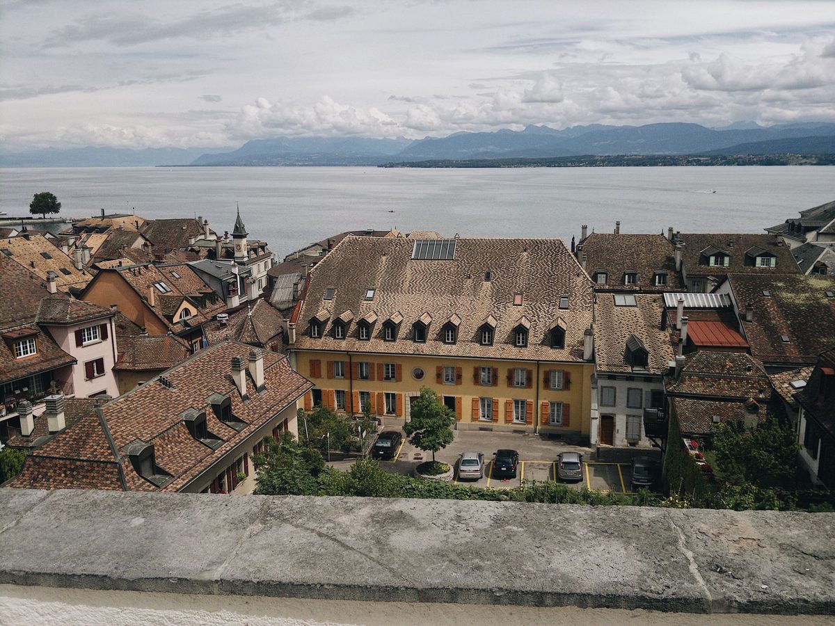 Geneva lake and city view, the setting for the best boutique hotels in Geneva