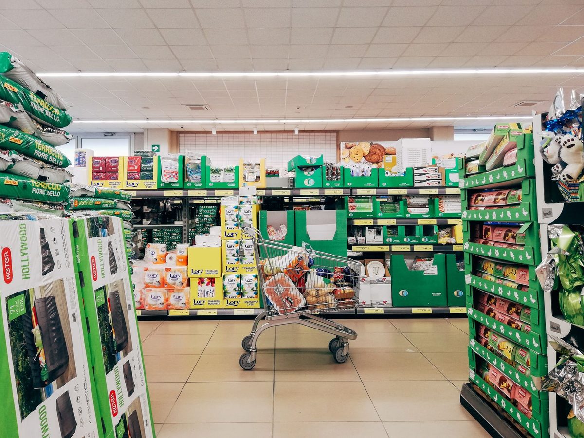 Affordable supermarket food in Geneva, a key way to keep daily money costs down
