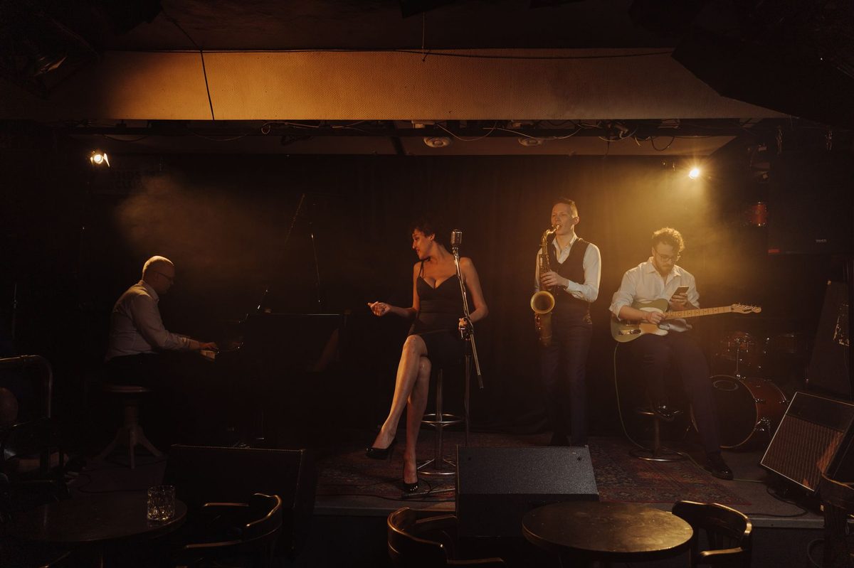 A live music venue in Geneva after dark