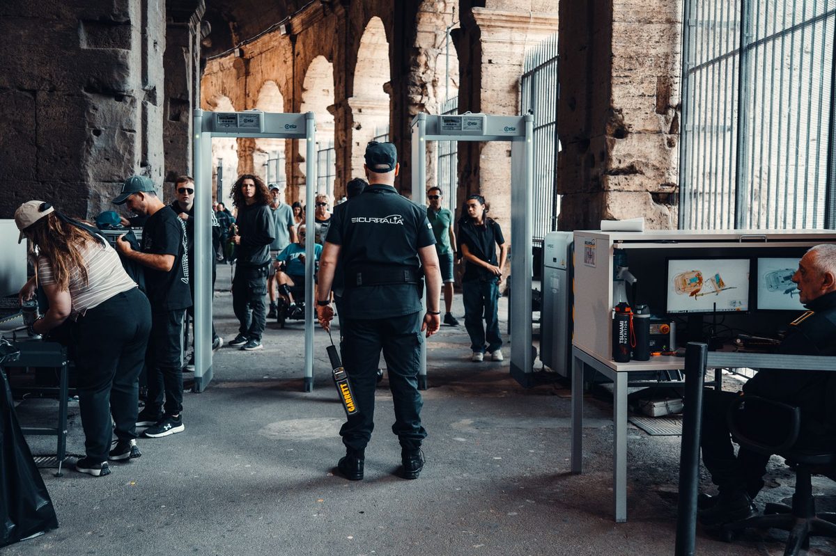 Airport-style security screening of the kind at the United Nations Geneva gate