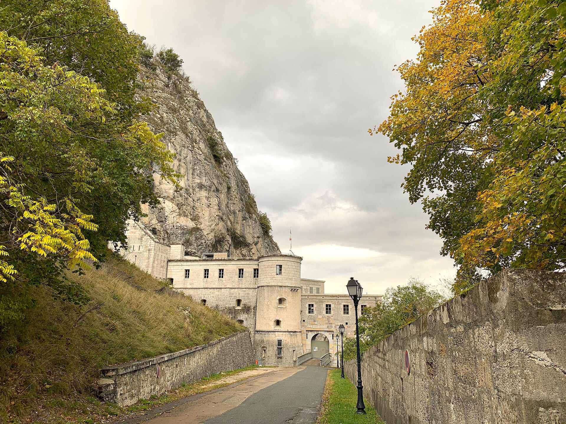 Fort l'Écluse built into the cliff above the road from the Pays de Gex to Bellegarde, in autumn